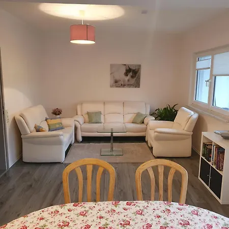 Privatunterkunft Doppelzimmer Im Gästehaus, ,wg-haus' Ruhige Lage, Nähe Schwimmin Gevelsberg