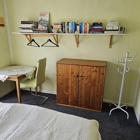 Doppelzimmer Im Gästehaus, ,wg-haus' Ruhige Lage, Nähe Schwimmin Privatunterkunft Gevelsberg